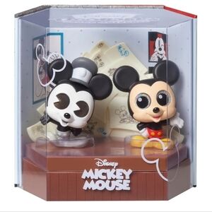 Disney Doorables Grand Entrance Classic Mickey Mouse Duo Figurine 5+ Red Black